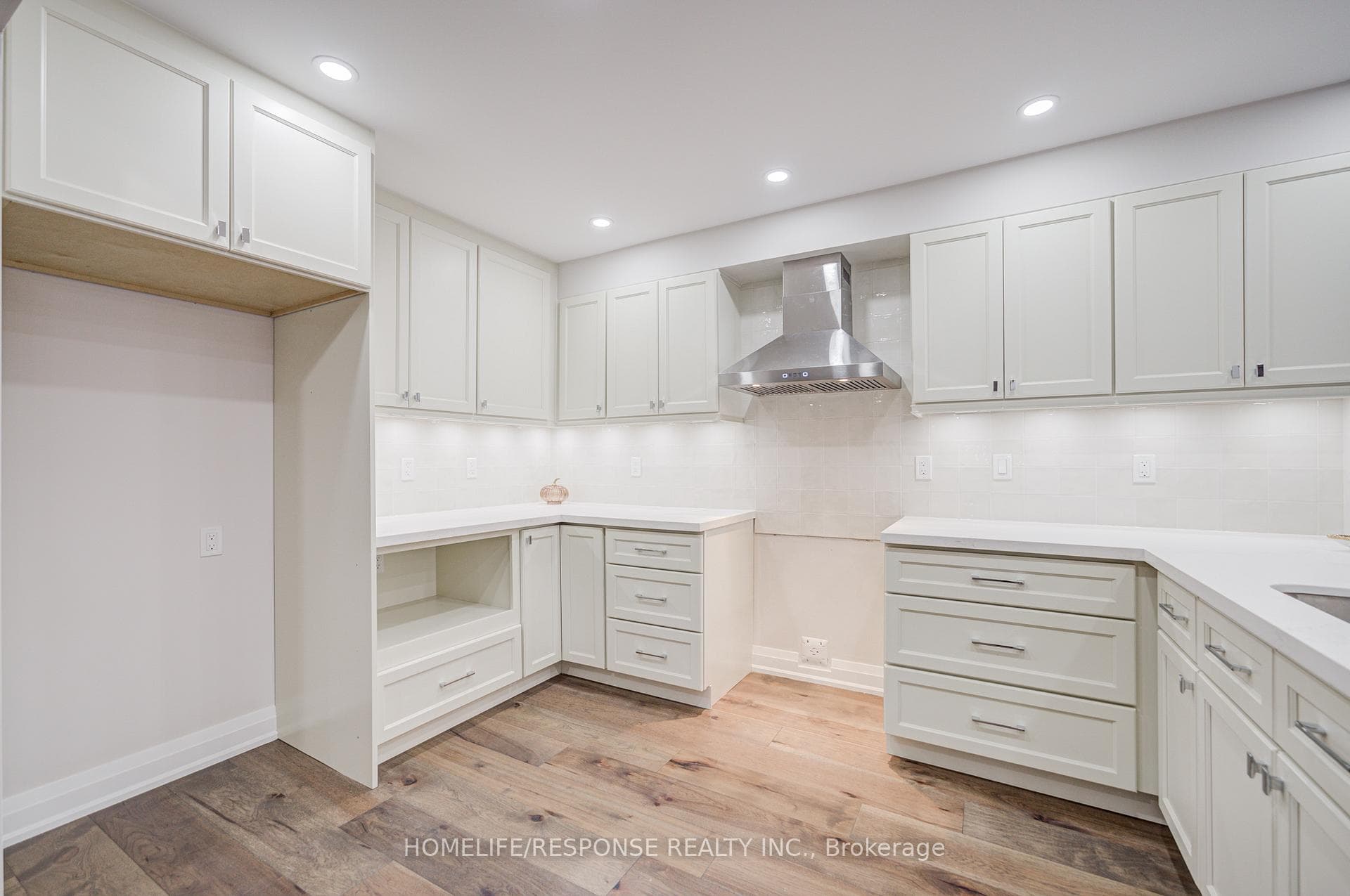 49 Kale Crescent photo 10