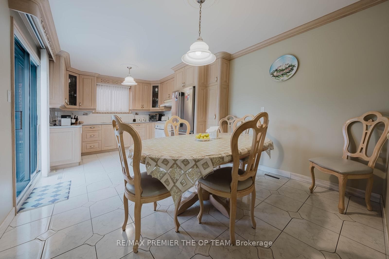142 Gracefield Avenue photo 11