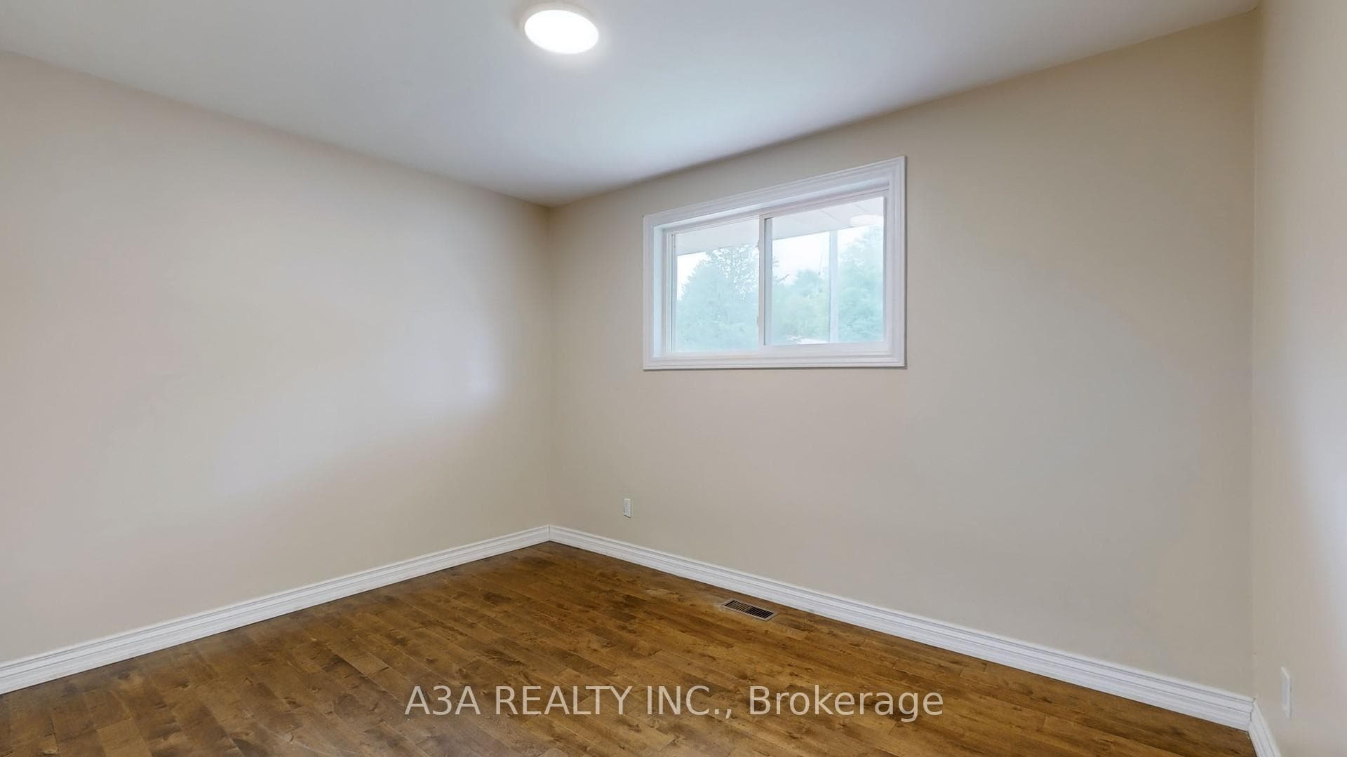 84 Belfry Drive photo 21