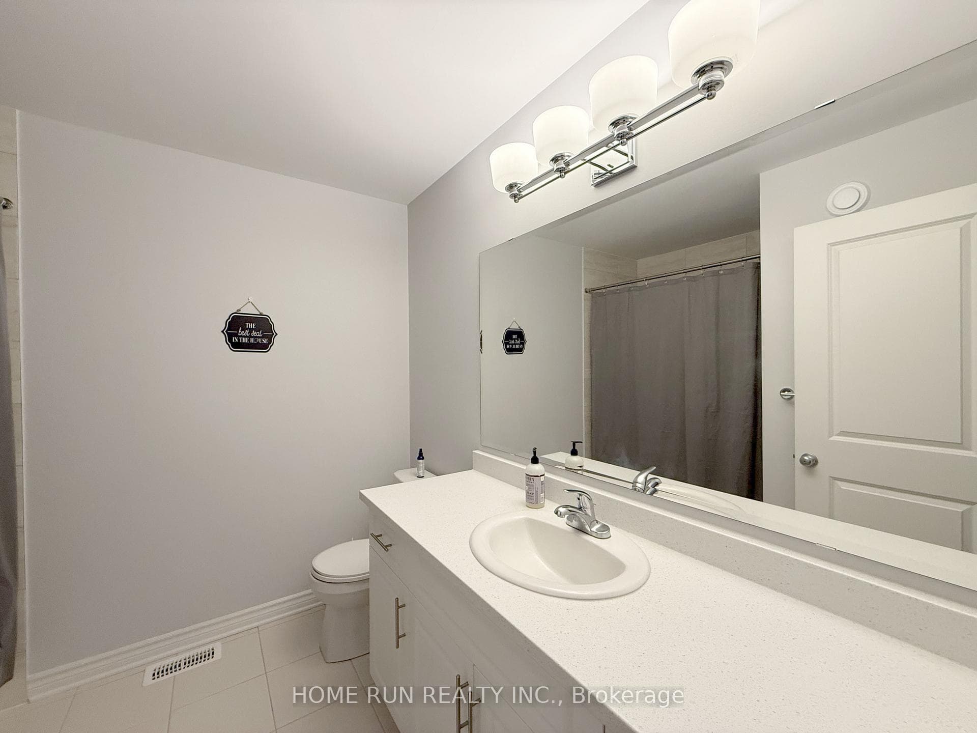 555 Jackdaw Avenue photo 22