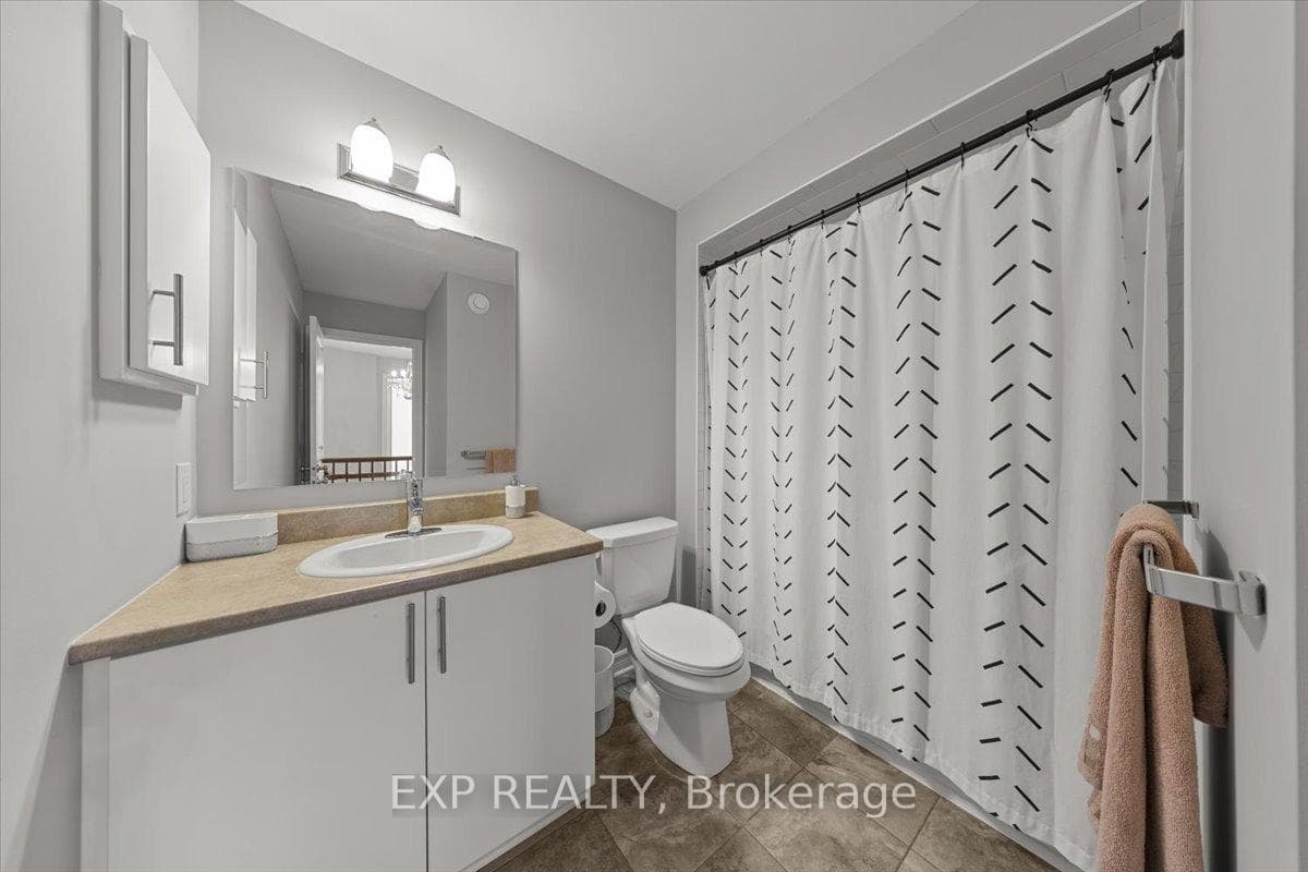 255 Shinleaf Crescent photo 27