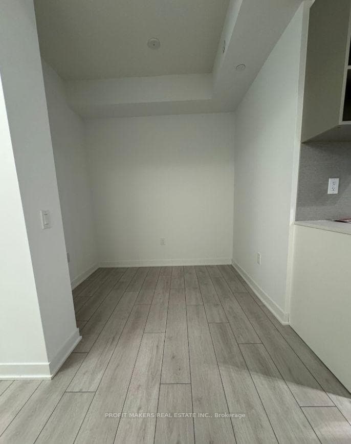 260 Malta Avenue Unit 408 photo 8