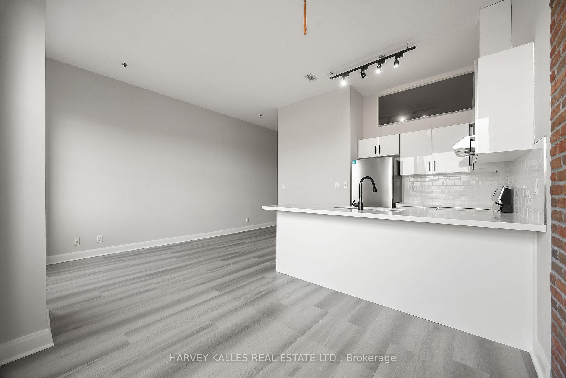 700 King Street Unit 1006 photo 22