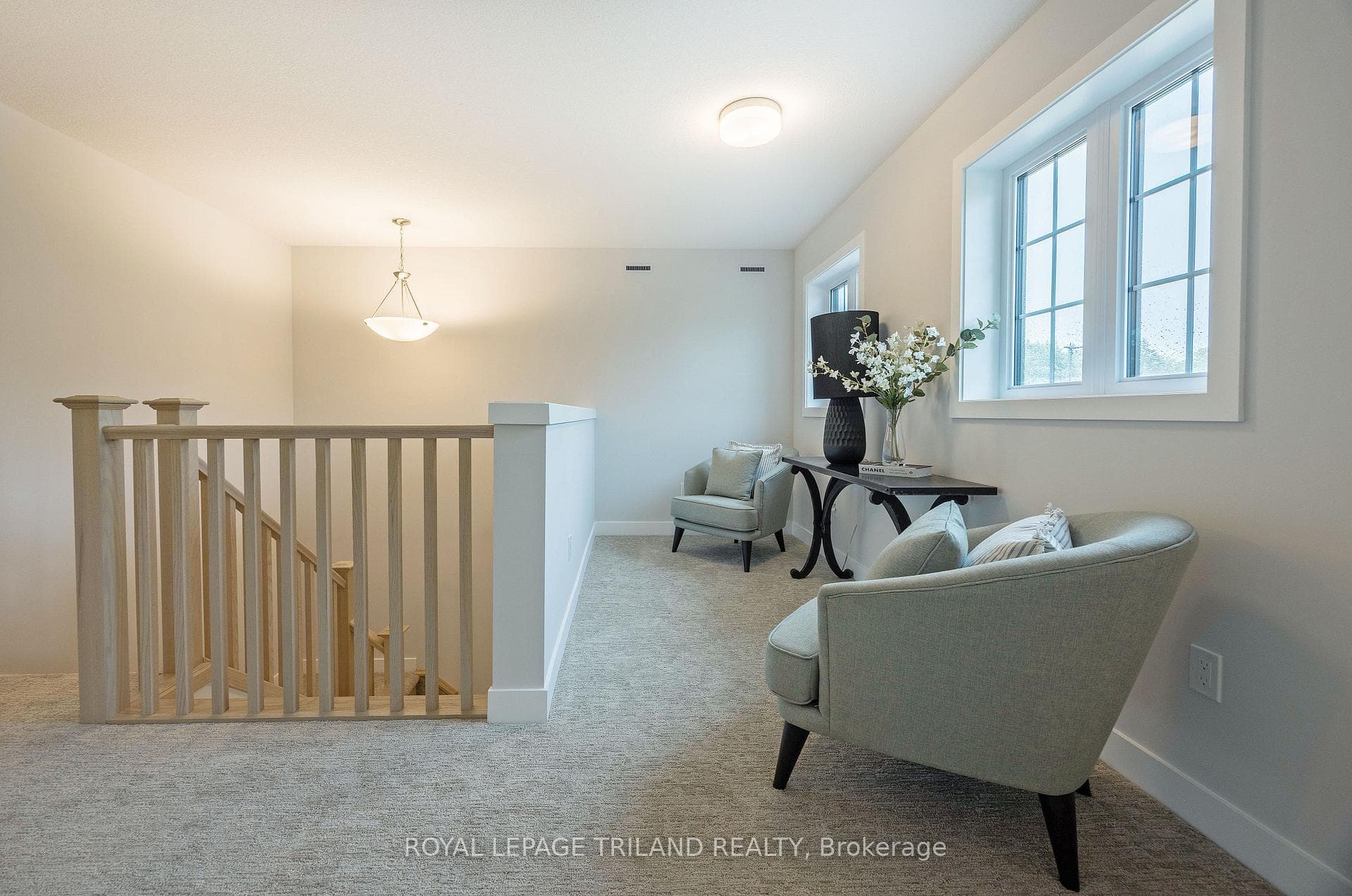 57 WHITE TAIL Path photo 24