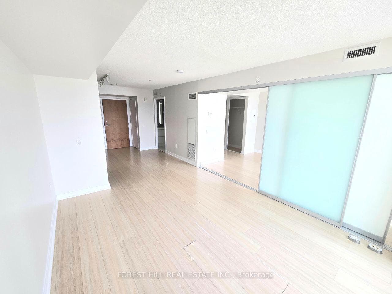 85 Queens Wharf Road Unit 1611 photo 18