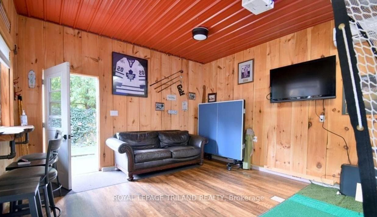 33 Gladstone Avenue photo 44