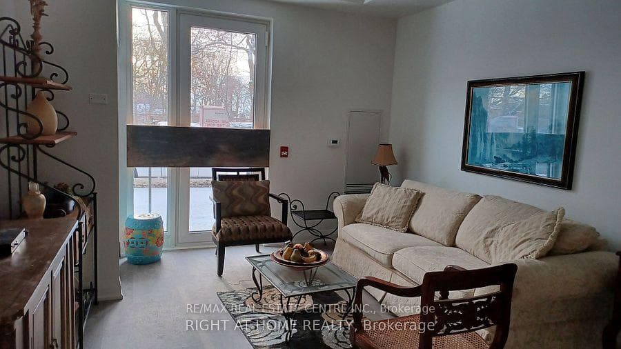 1400 Kingston Road Unit 102 photo 5