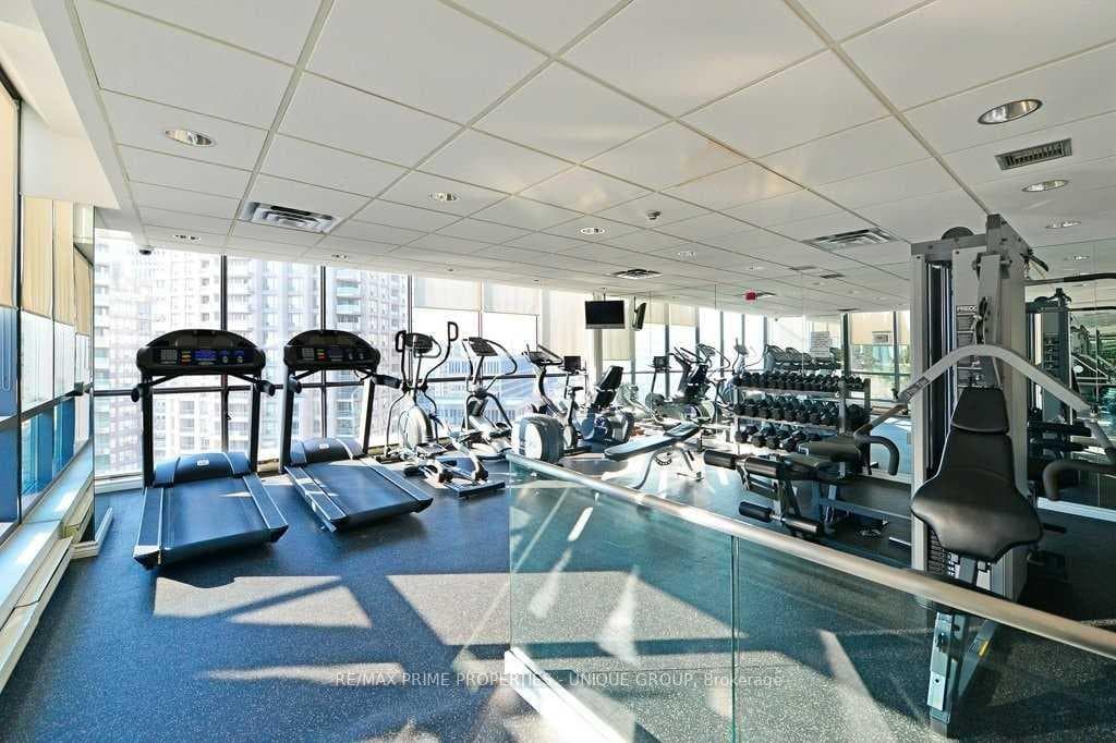 24 Wellesley Street Unit 1508 photo 12