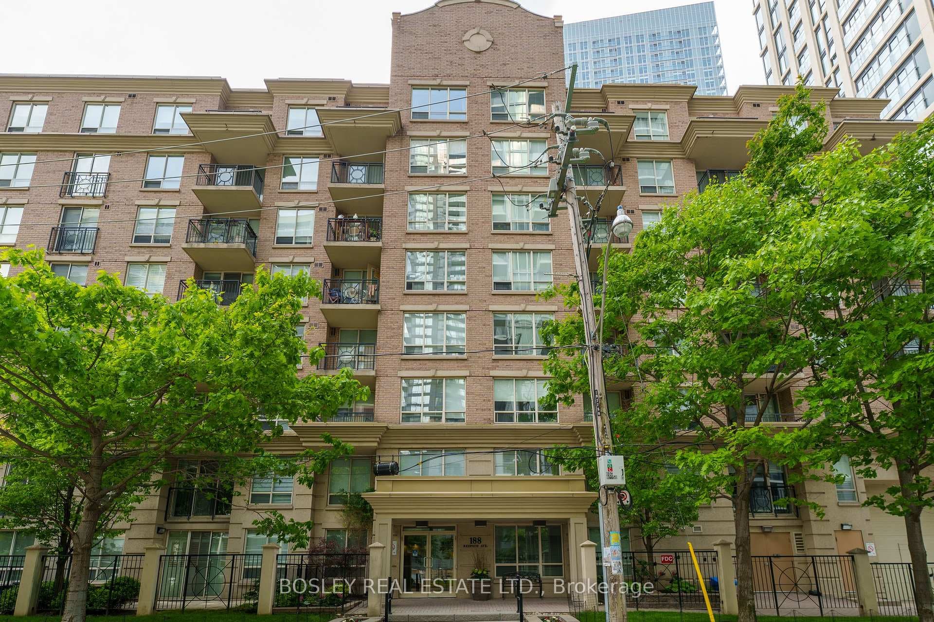 188 Redpath Avenue Unit 312 photo 36