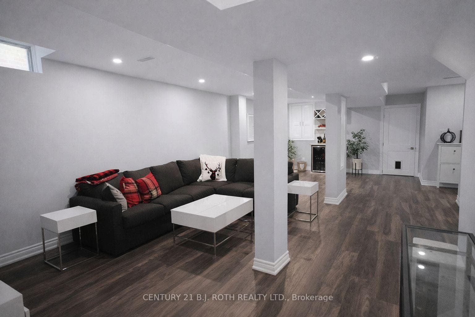 9 Laidlaw Drive photo 26