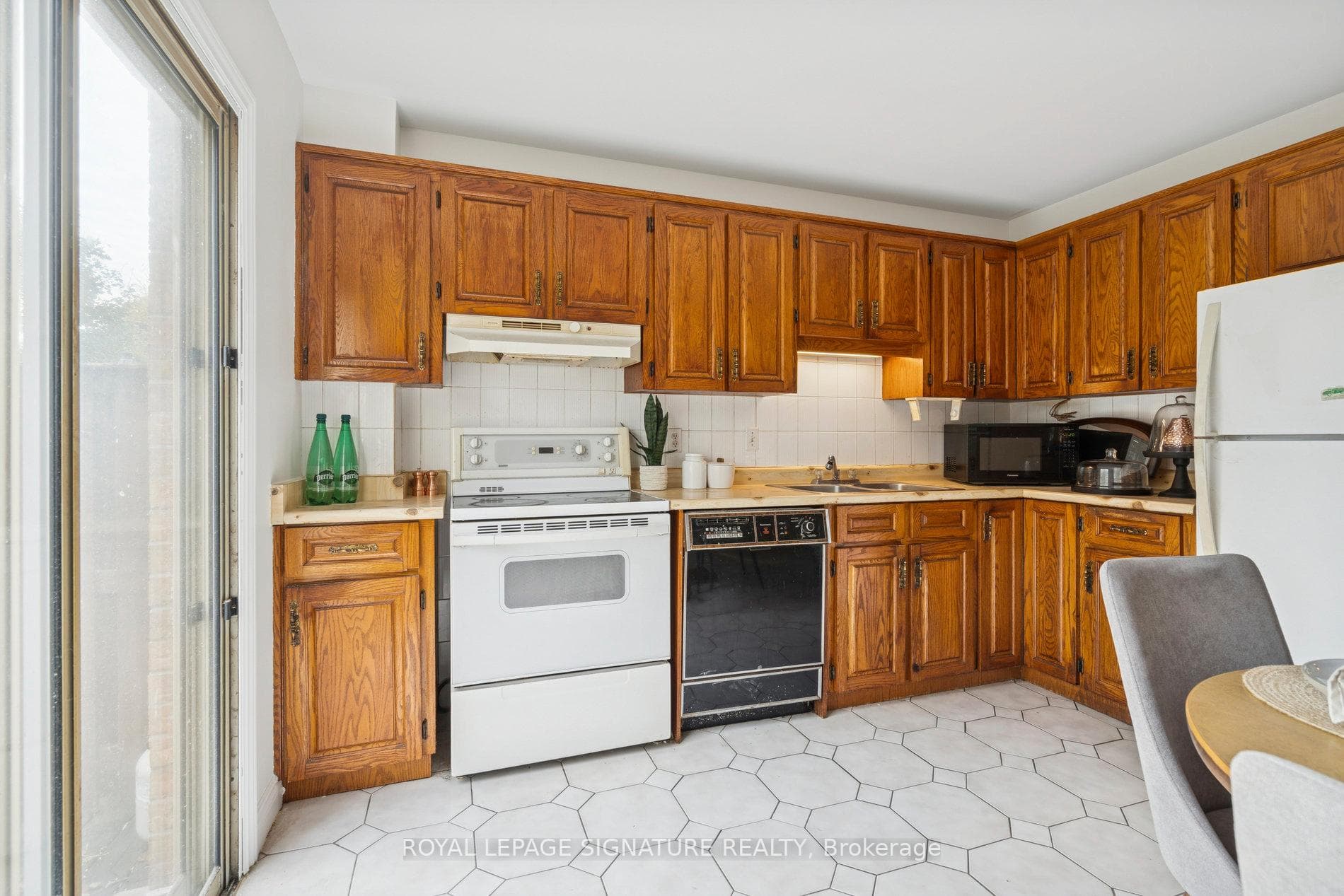 57 Ashland Avenue photo 16