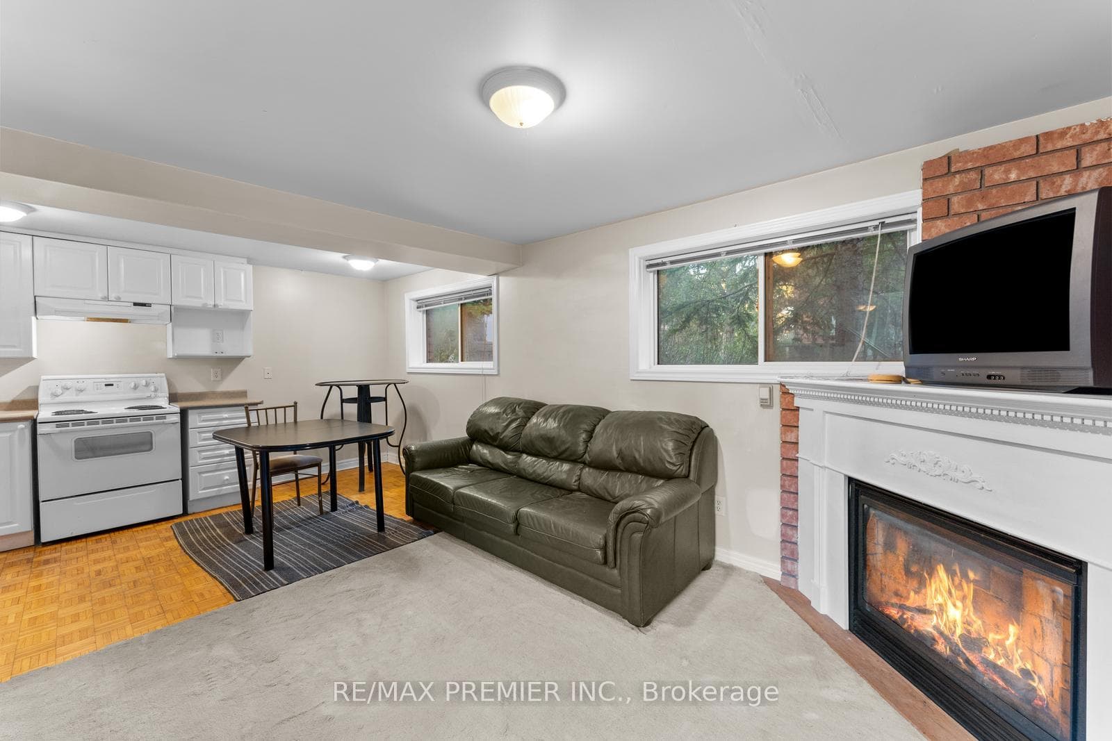Garden Suite Living RM/ Kitchen