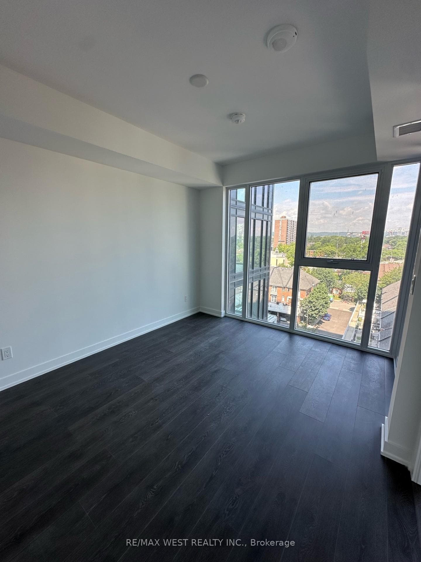 370 Martha Street Unit 701 photo 6
