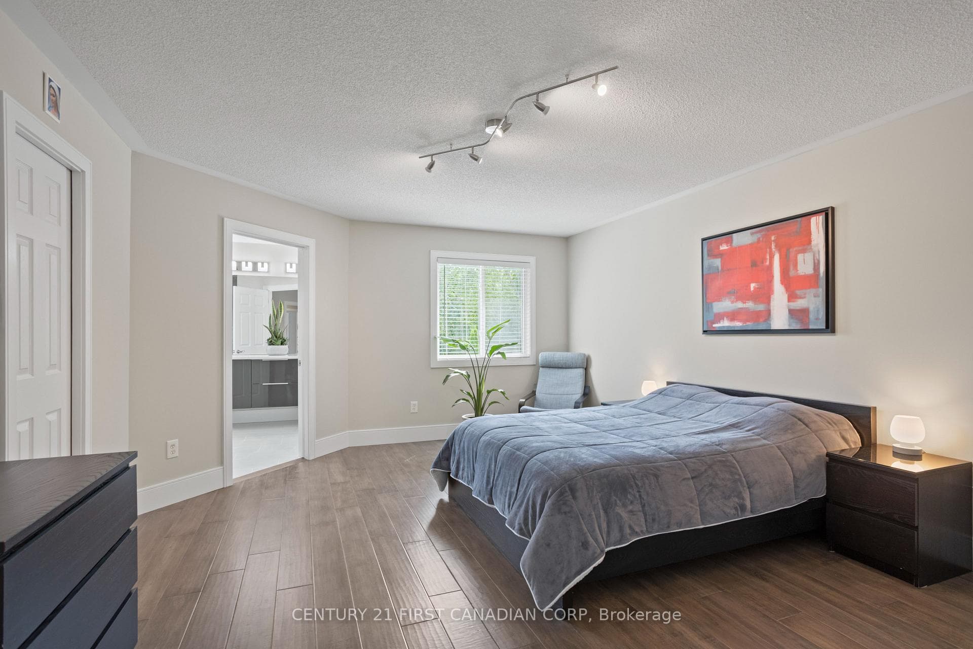 1075 Blackmaple Court photo 22