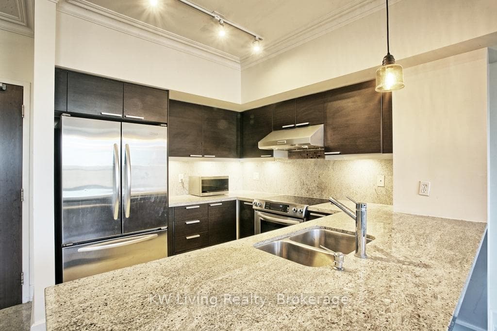 650 Sheppard Avenue Unit PH13 photo 2