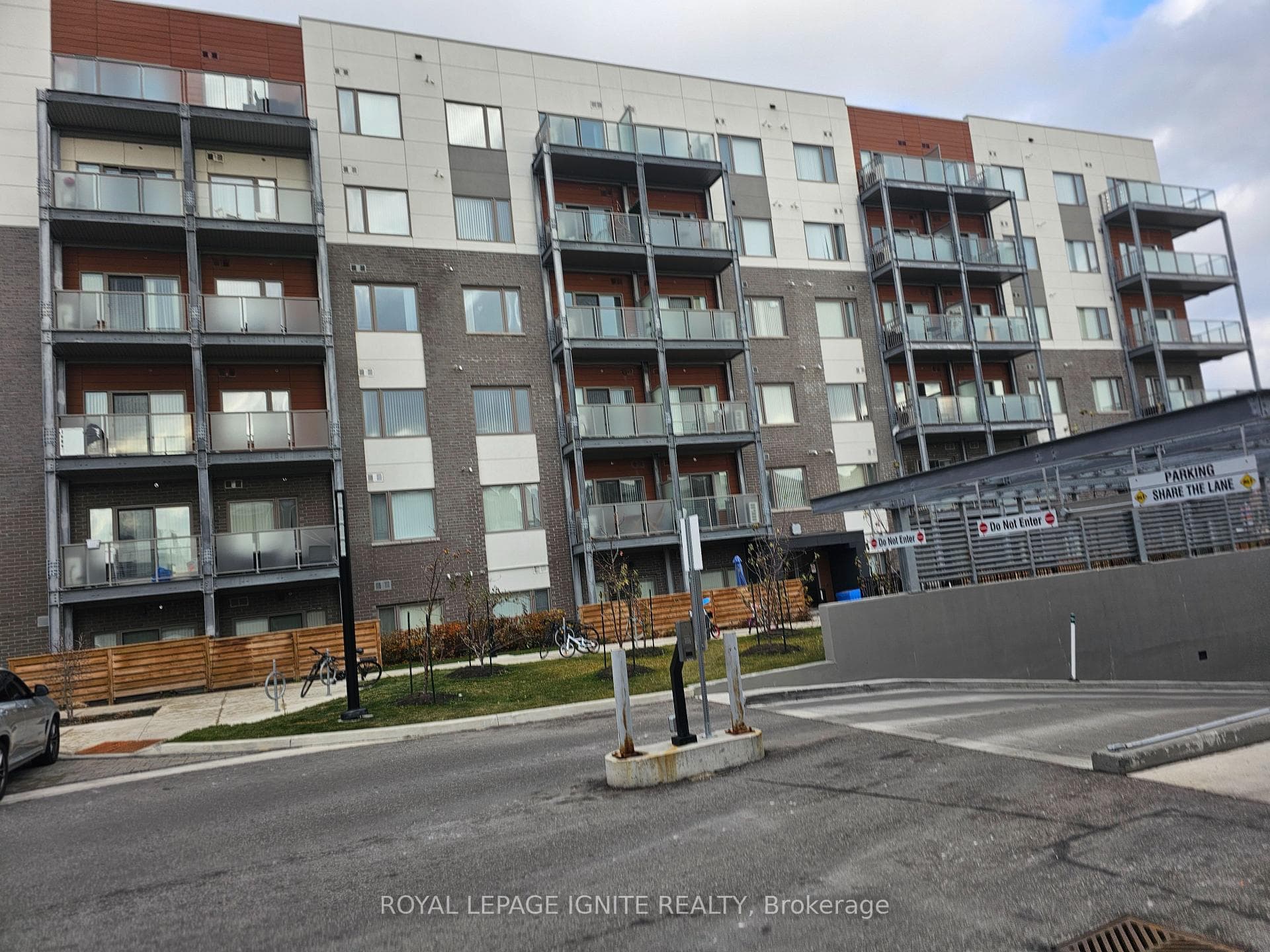 5155 Sheppard Avenue Unit 204 photo 1