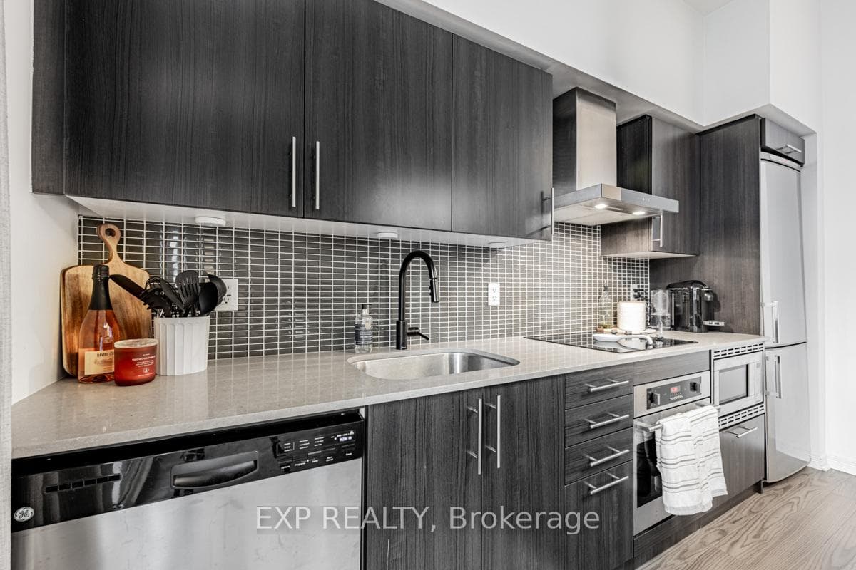 352 Front Street Unit 202 photo 12