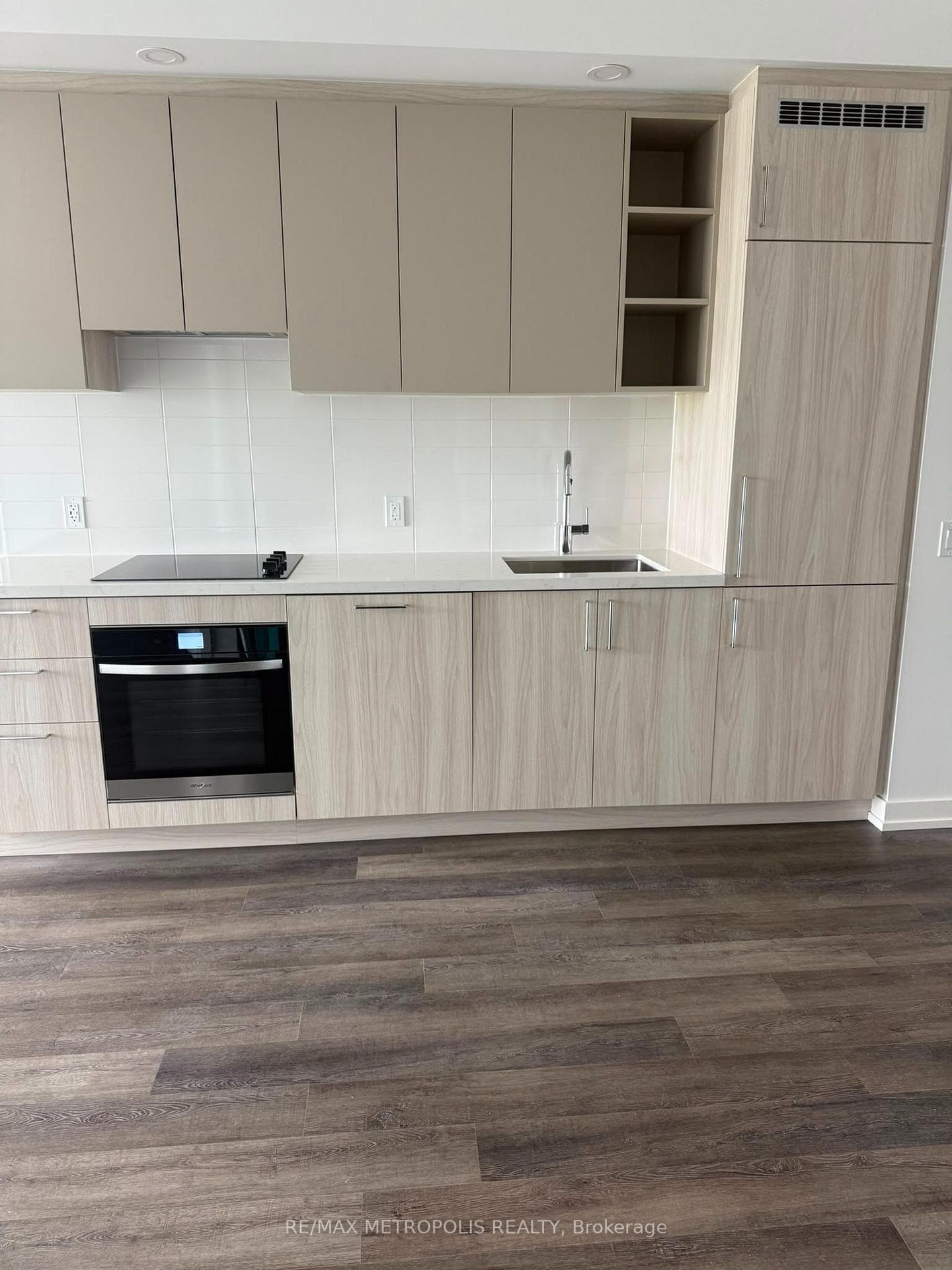 21 Meadowvale Road Unit 220 photo 8