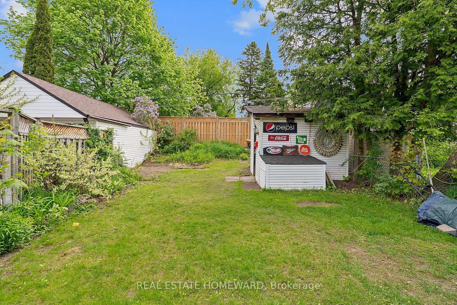 59 Manderley Drive photo 27