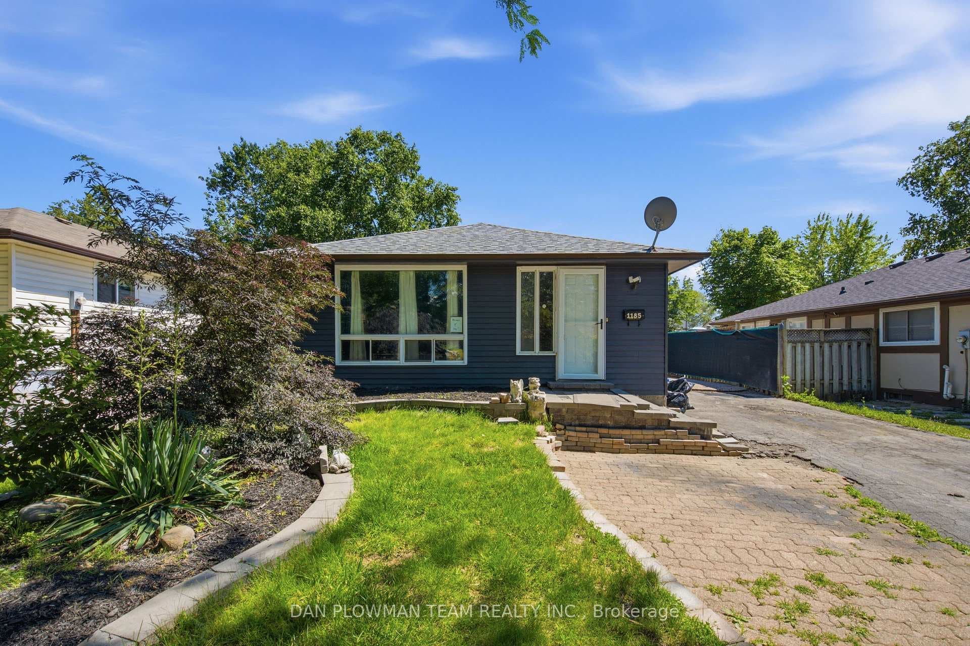 1185 Norman Court photo 1