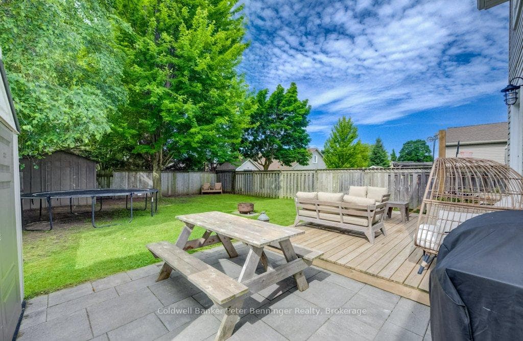 644 Stewart Drive photo 32