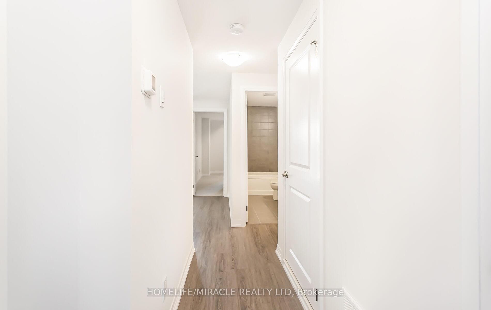 261 Woodbine Avenue Unit Unit 27 photo 14