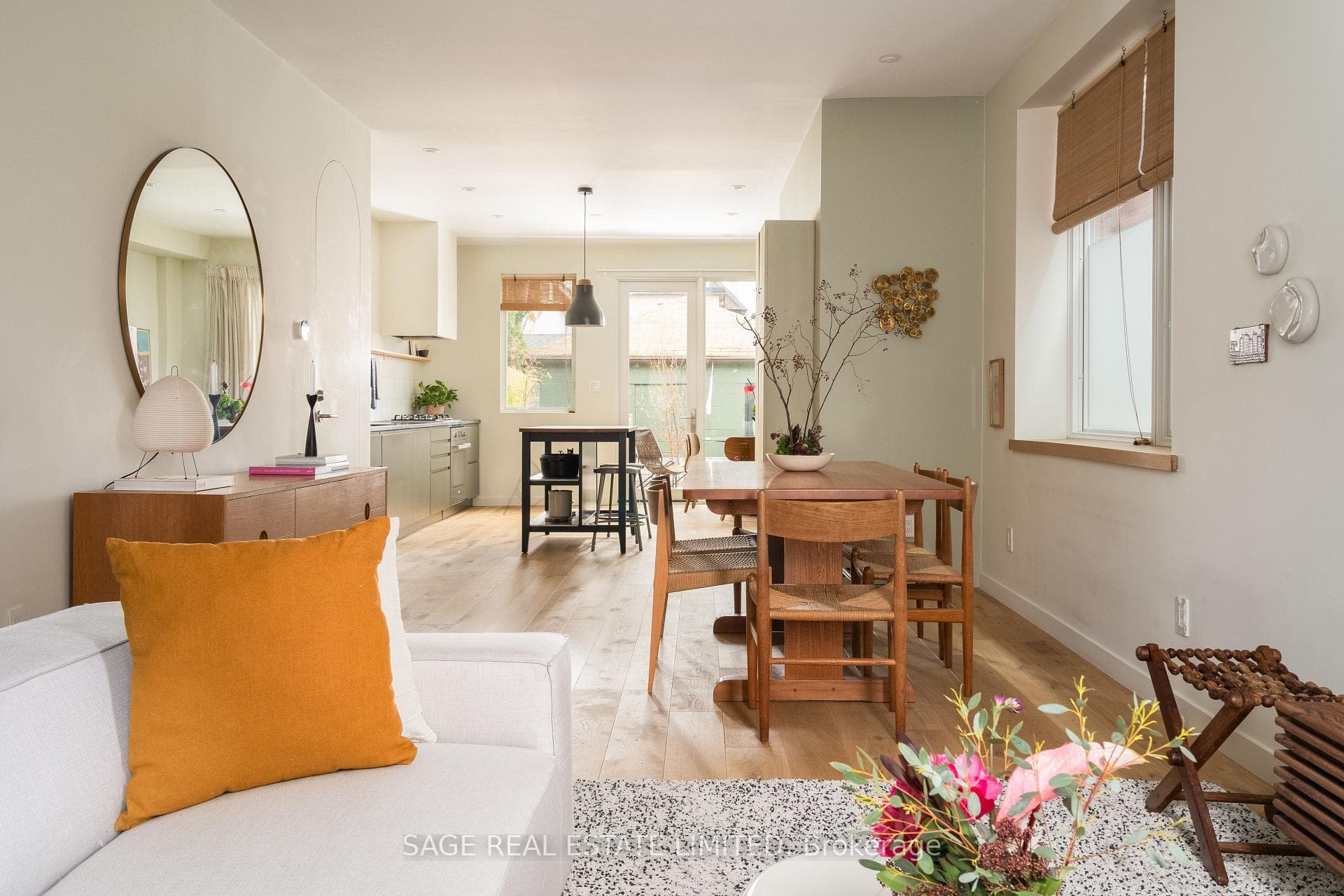 109 Pauline Avenue photo 4