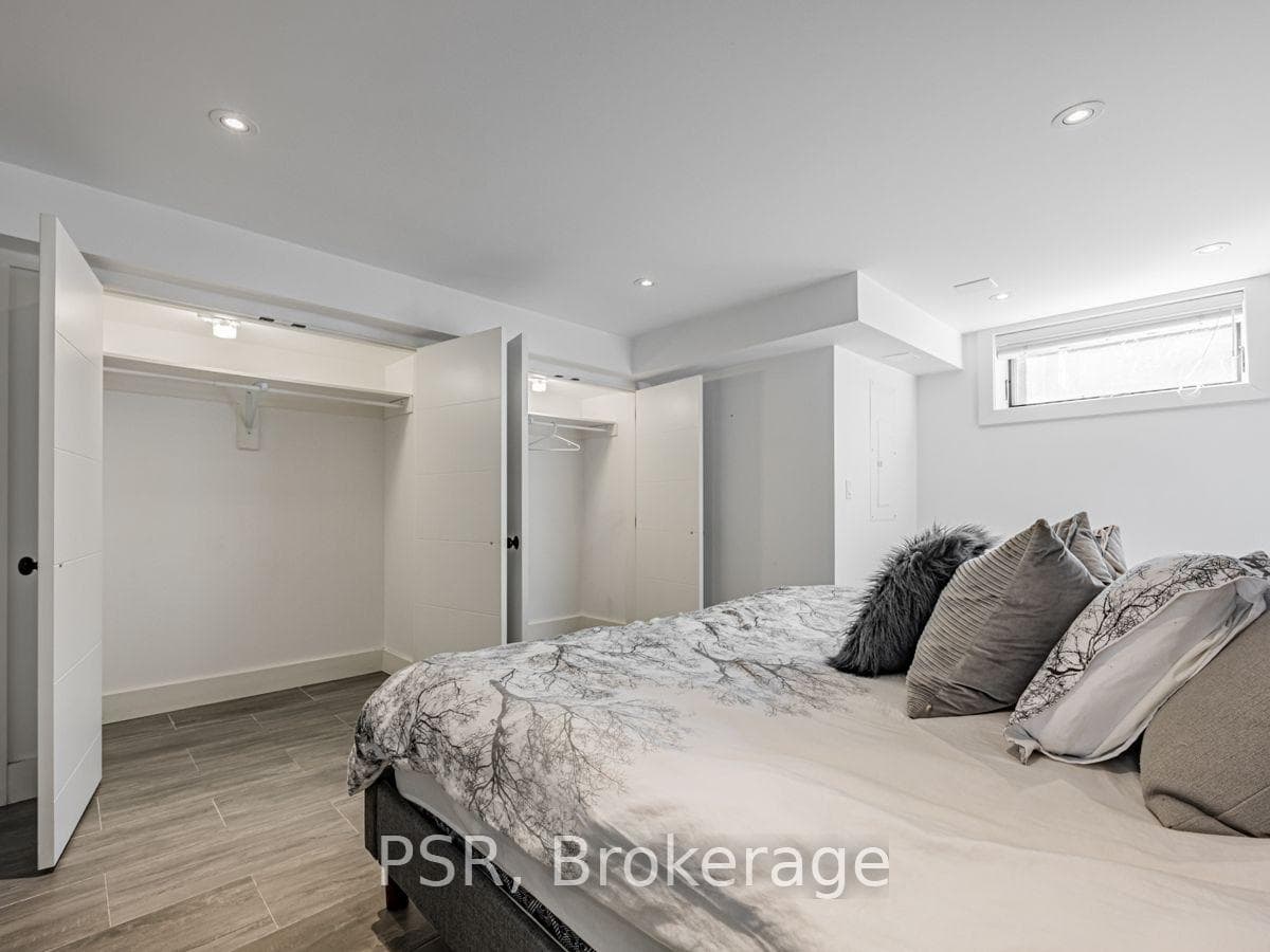 71 Crawford Street Unit #Basement photo 16