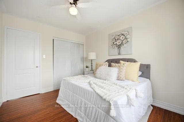 75 Wilmont Court photo 25
