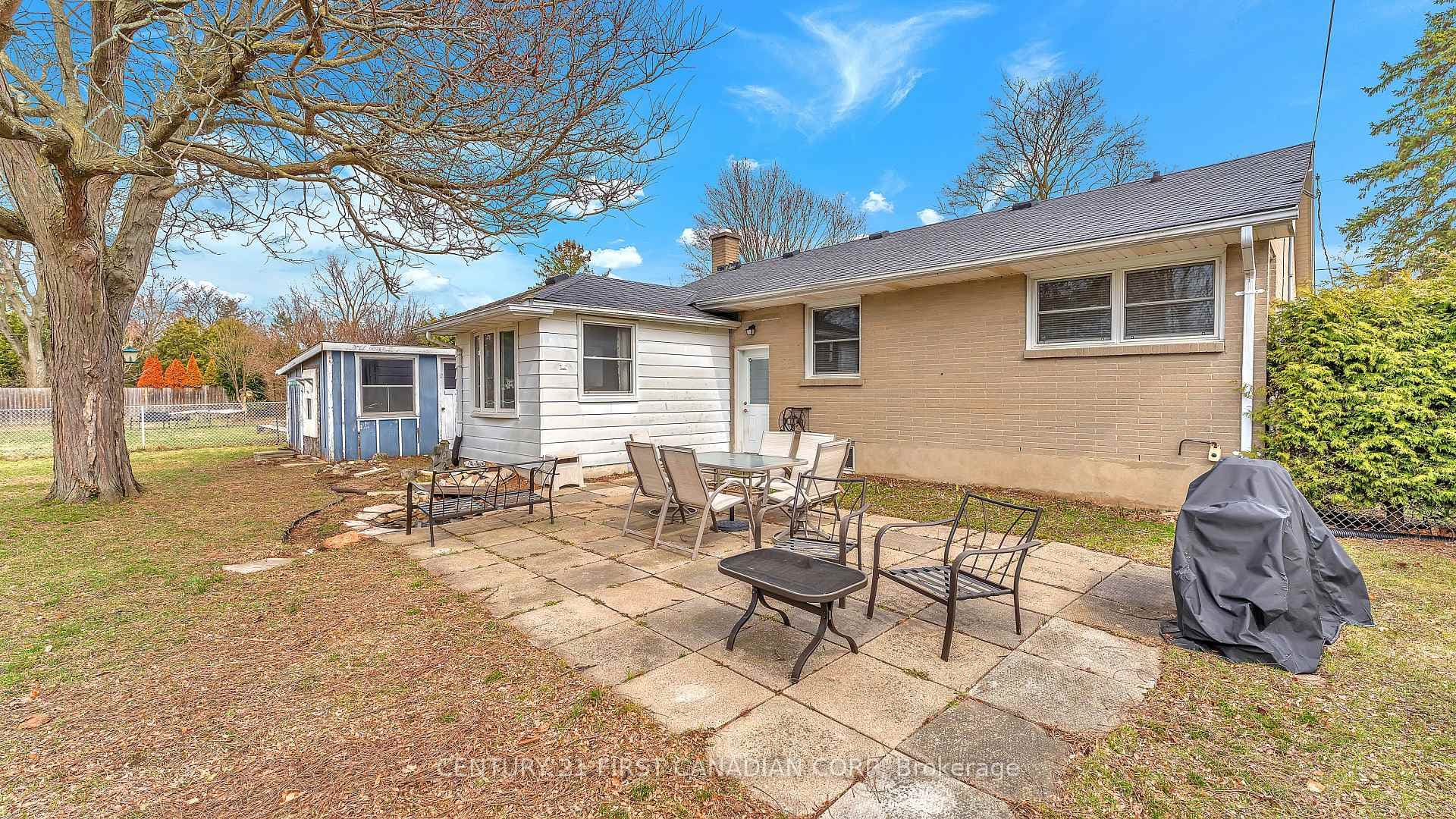 1499 North Vernon Avenue photo 21