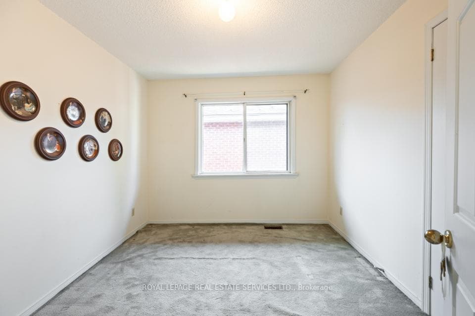 29 Cameron Avenue photo 21