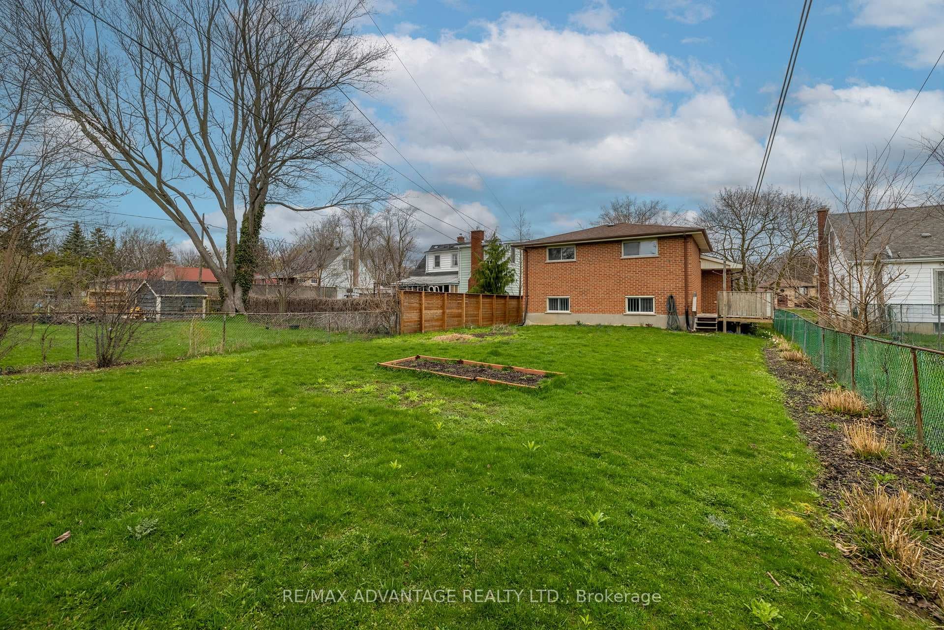 927 Willow Drive photo 37