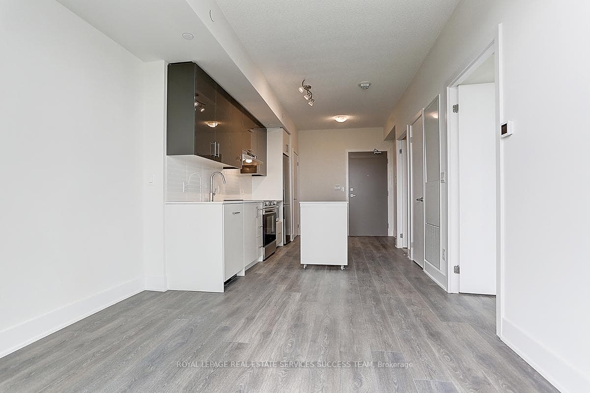 188 Fairview Mall Drive Unit 1710 photo 13