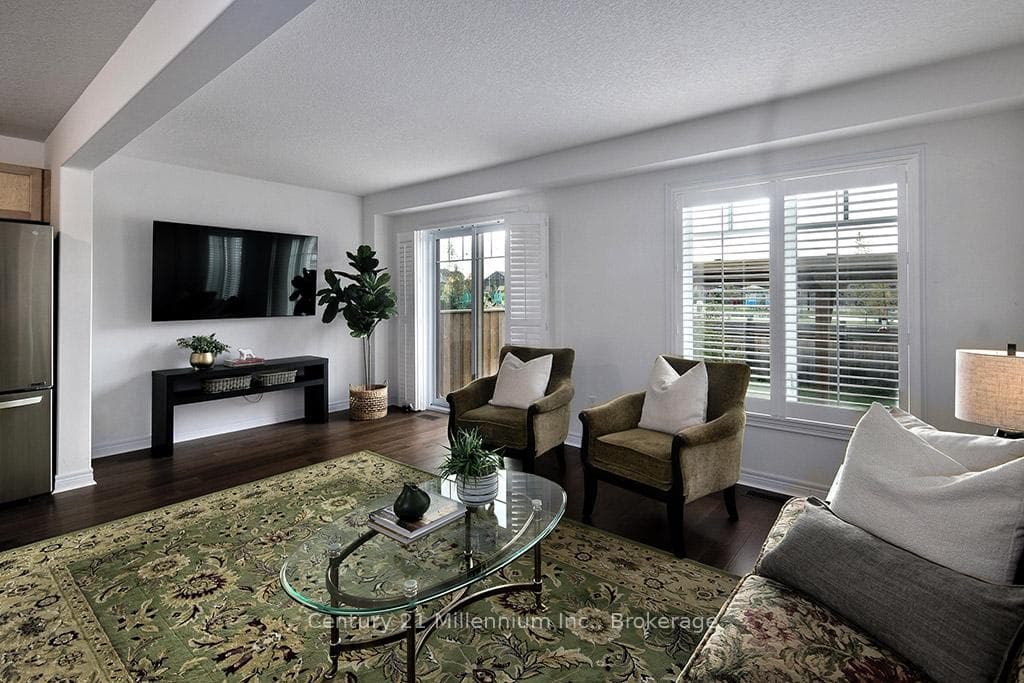 10 ARCHER Avenue photo 11