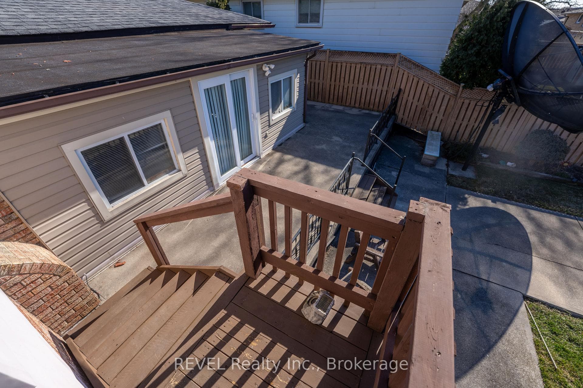 19 Lynwood Drive photo 40