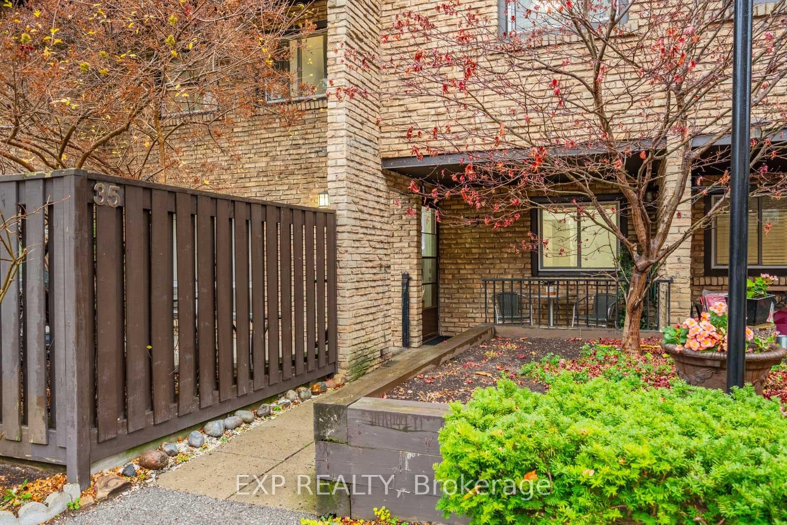 120 Ling Road Unit 35 photo 2