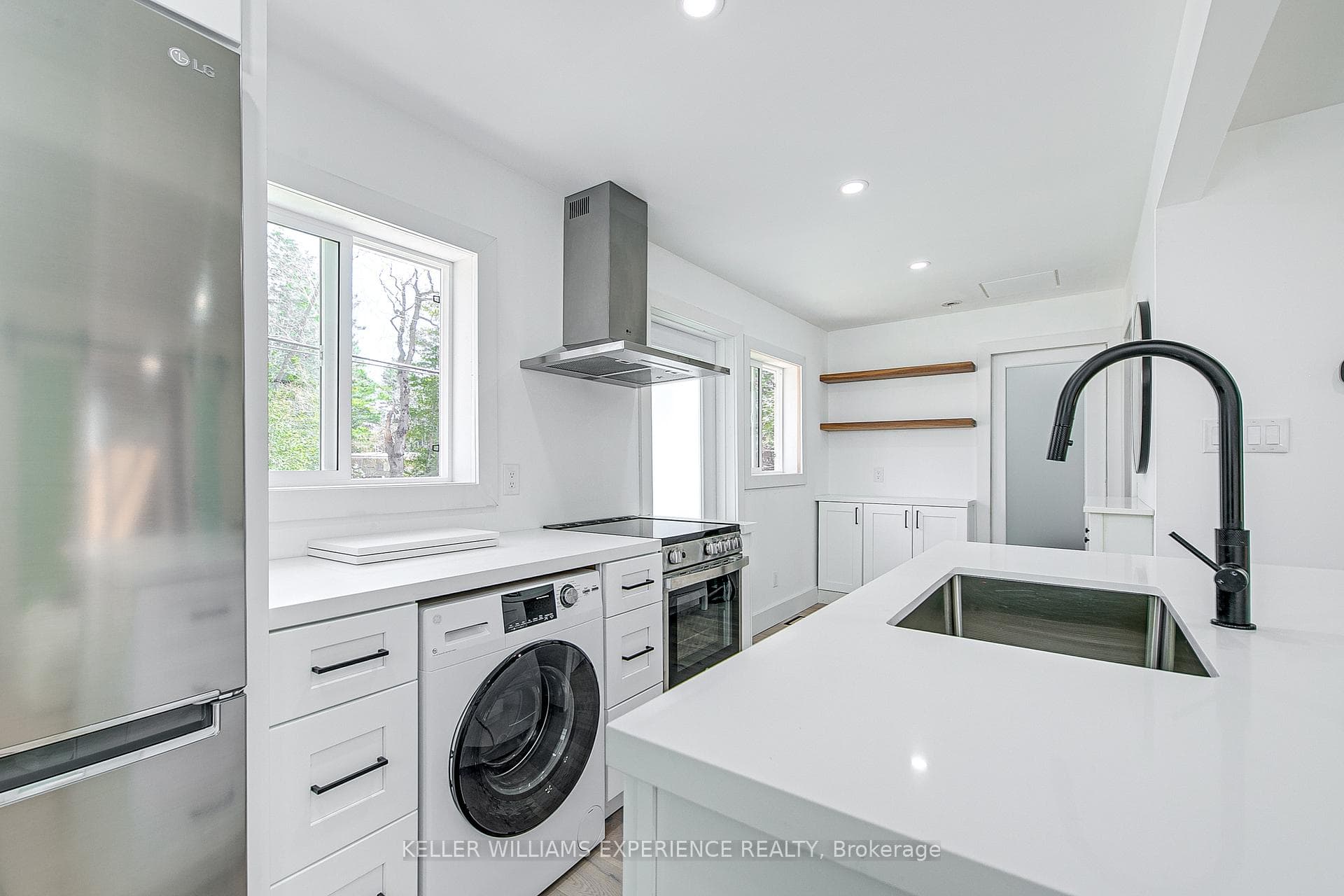 56 Homewood Avenue photo 5