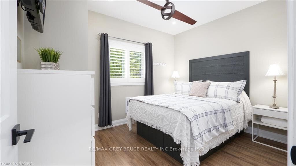 6 EDISON Circle photo 9