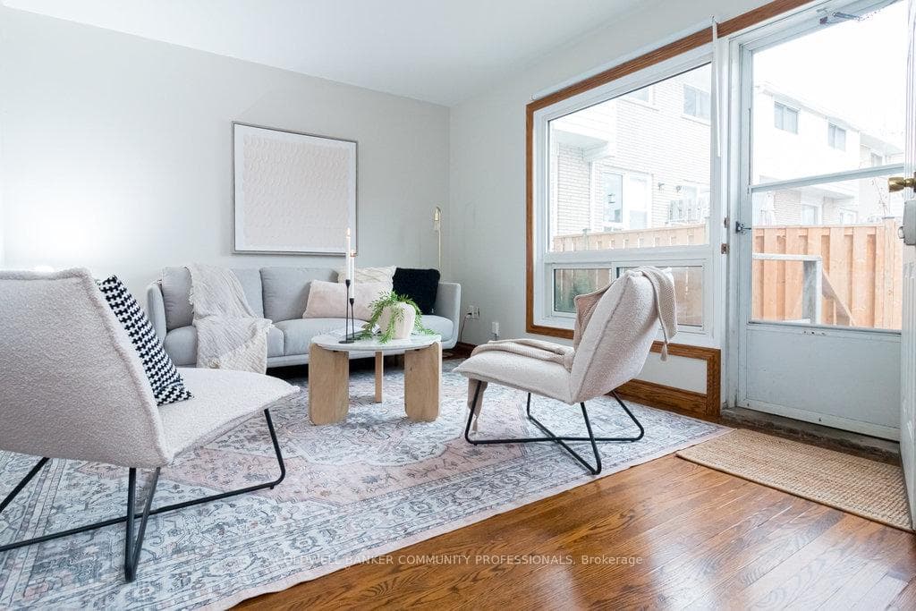 11 Colmar Place Unit 12 photo 9