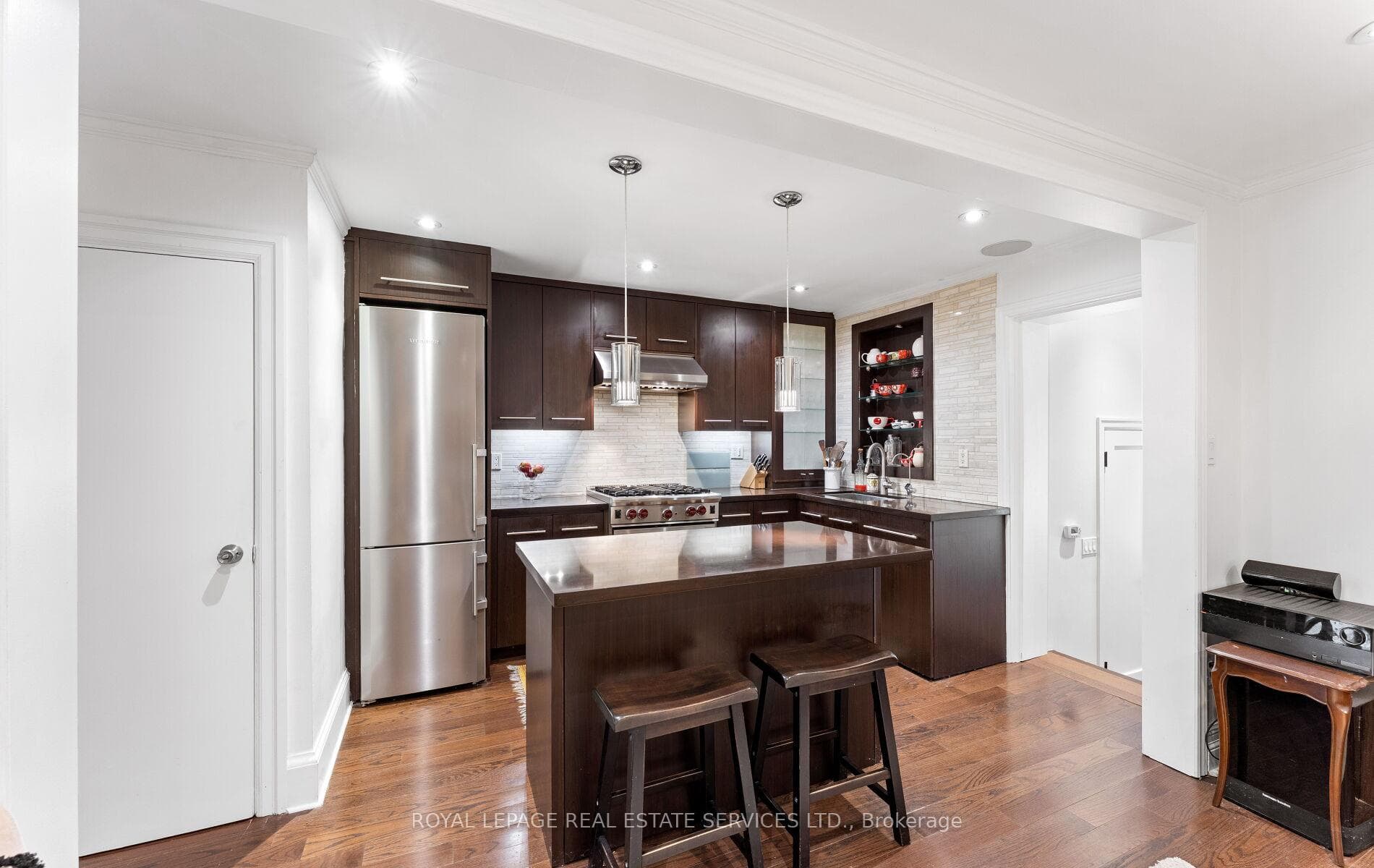 24 Mann Avenue photo 16