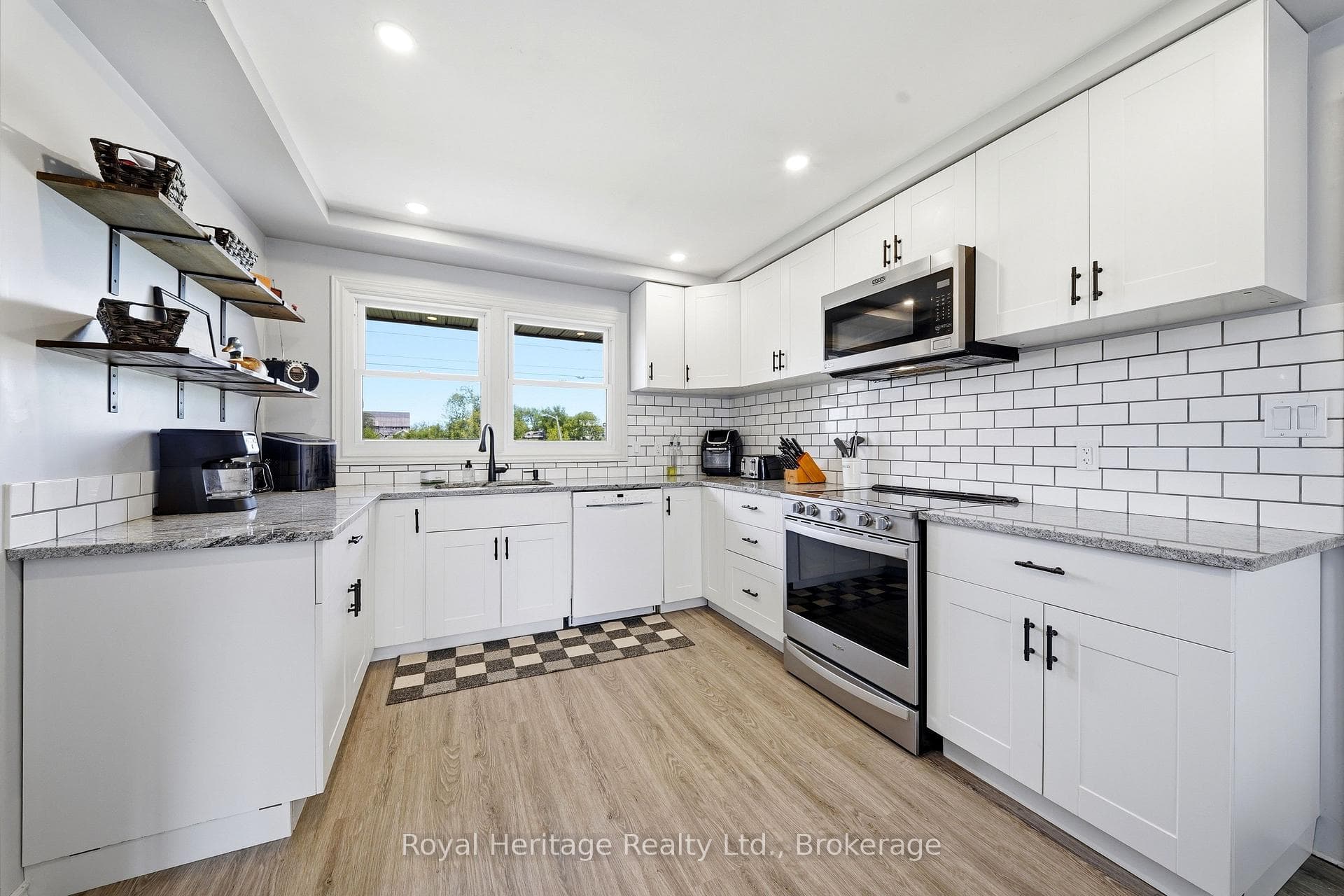834 Melrose Road photo 15