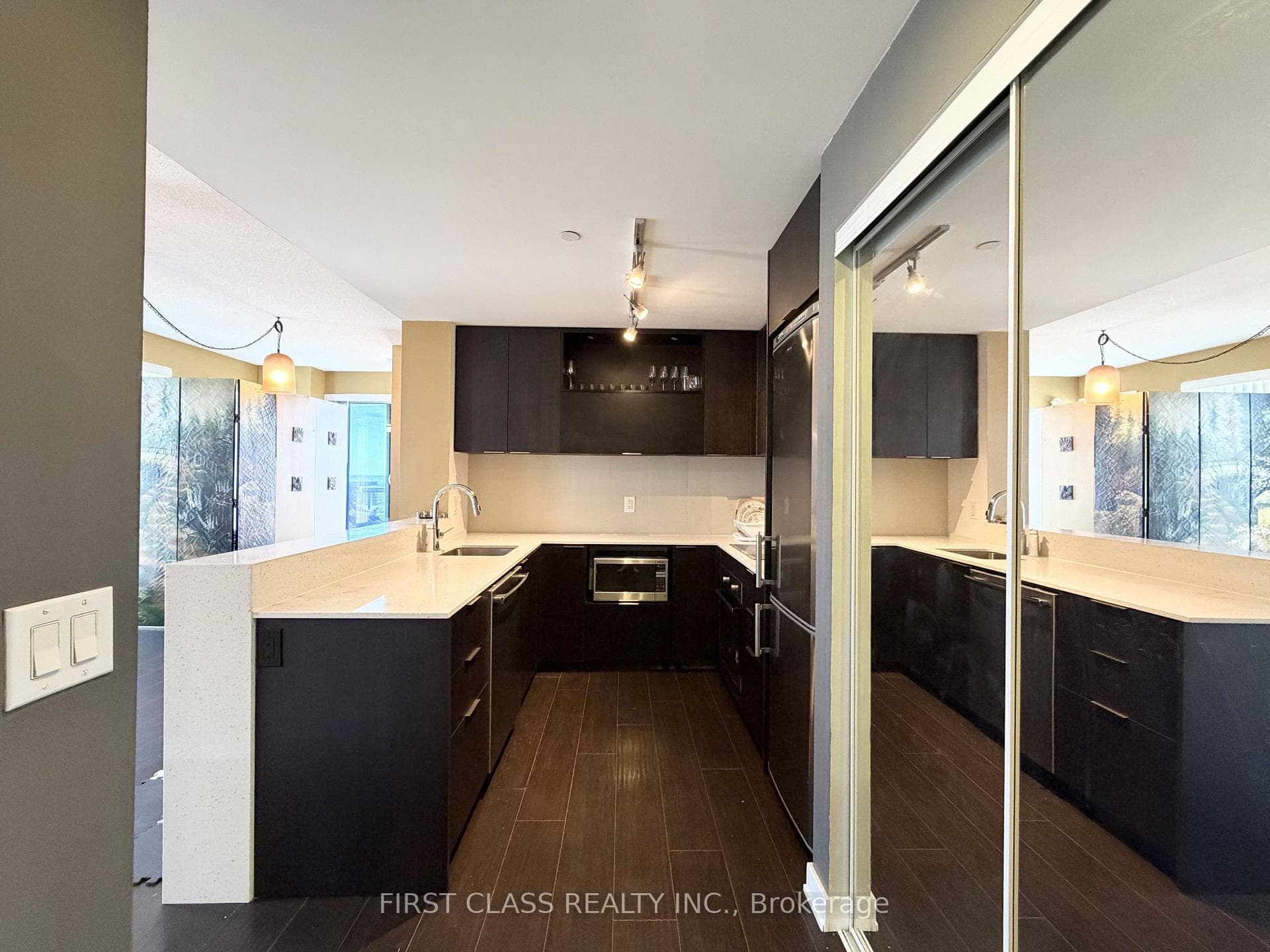 55 Regent Park Boulevard Unit 1802 photo 3