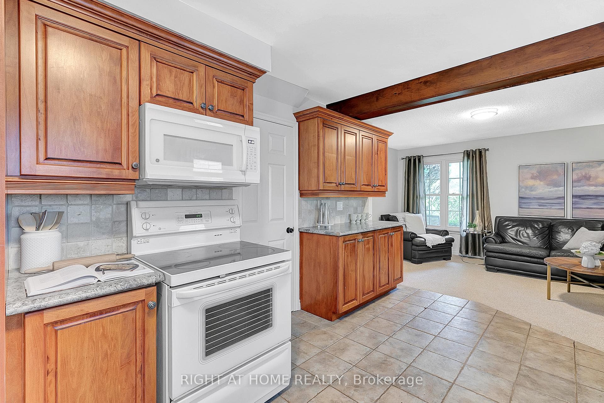 27 Castle Rock Drive photo 9