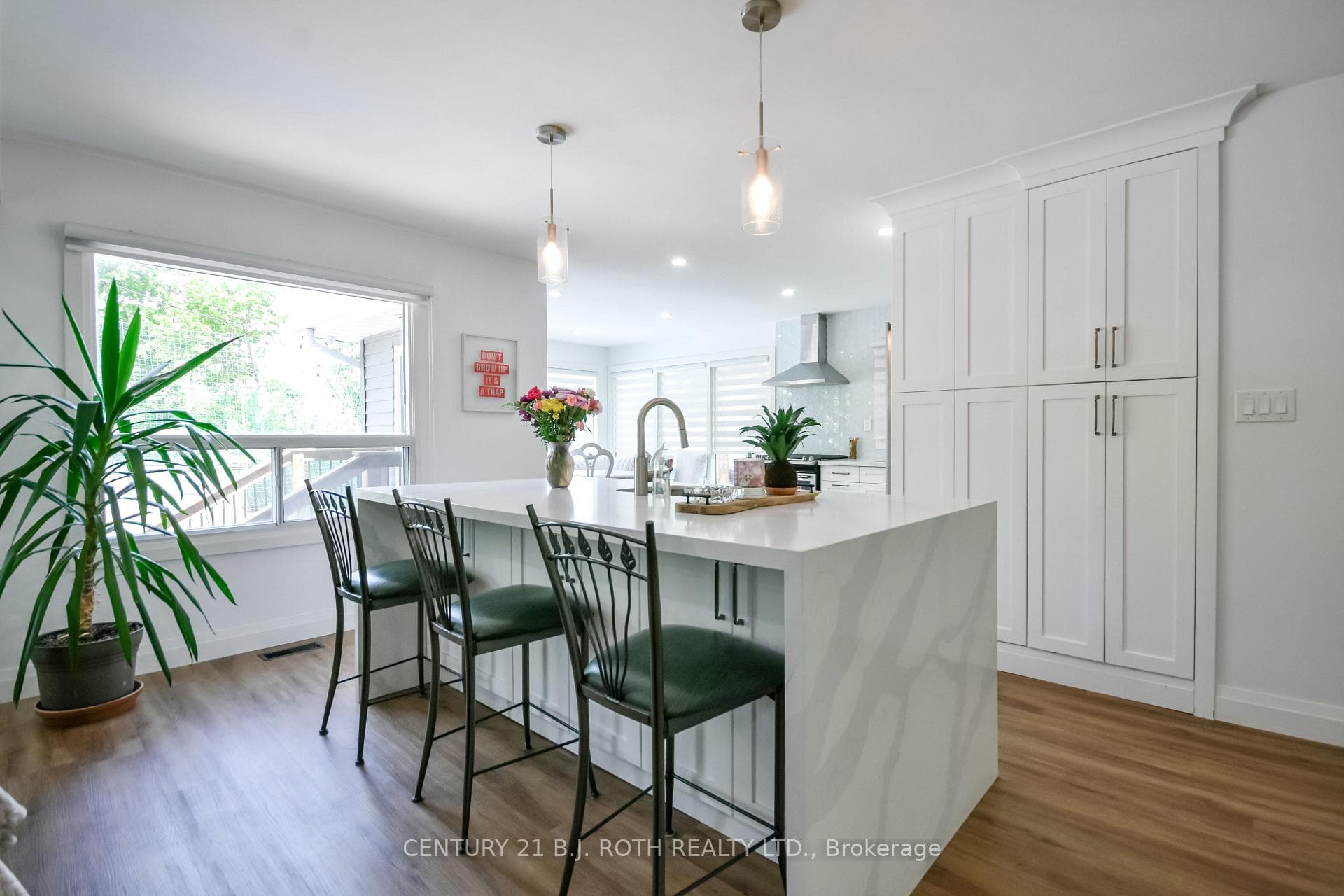 7 WESLEY Street photo 4