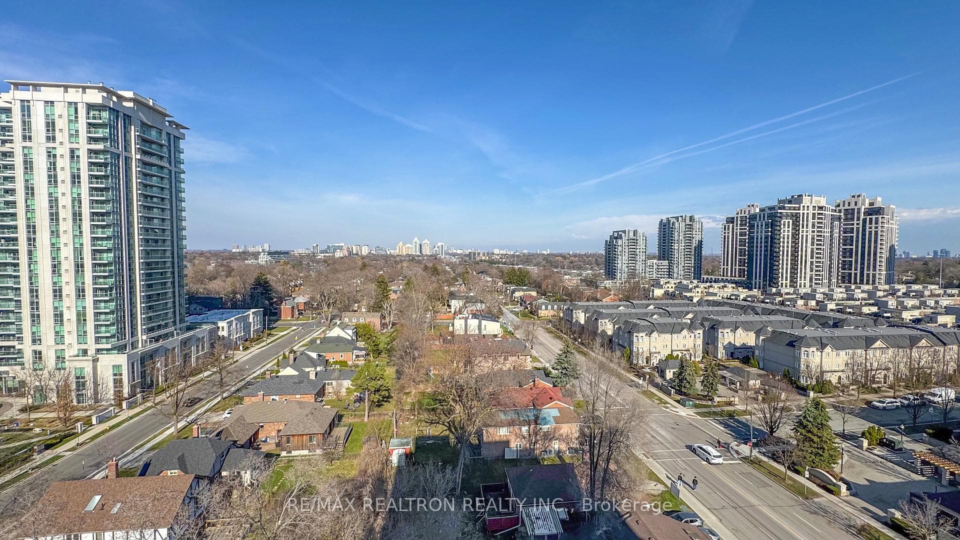 28 Avondale Avenue Unit 1102 photo 30
