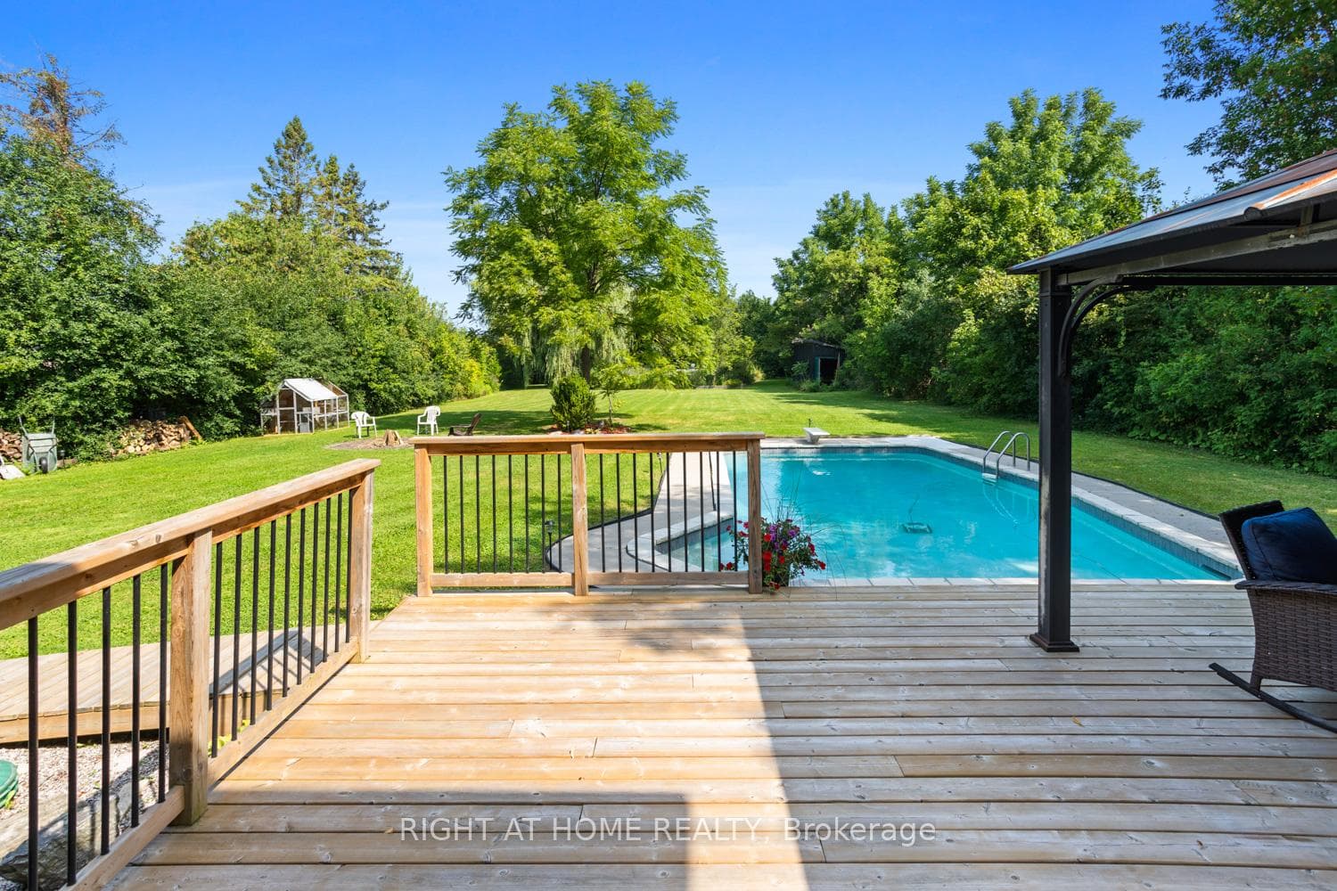 5298 Bethesda Road photo 33
