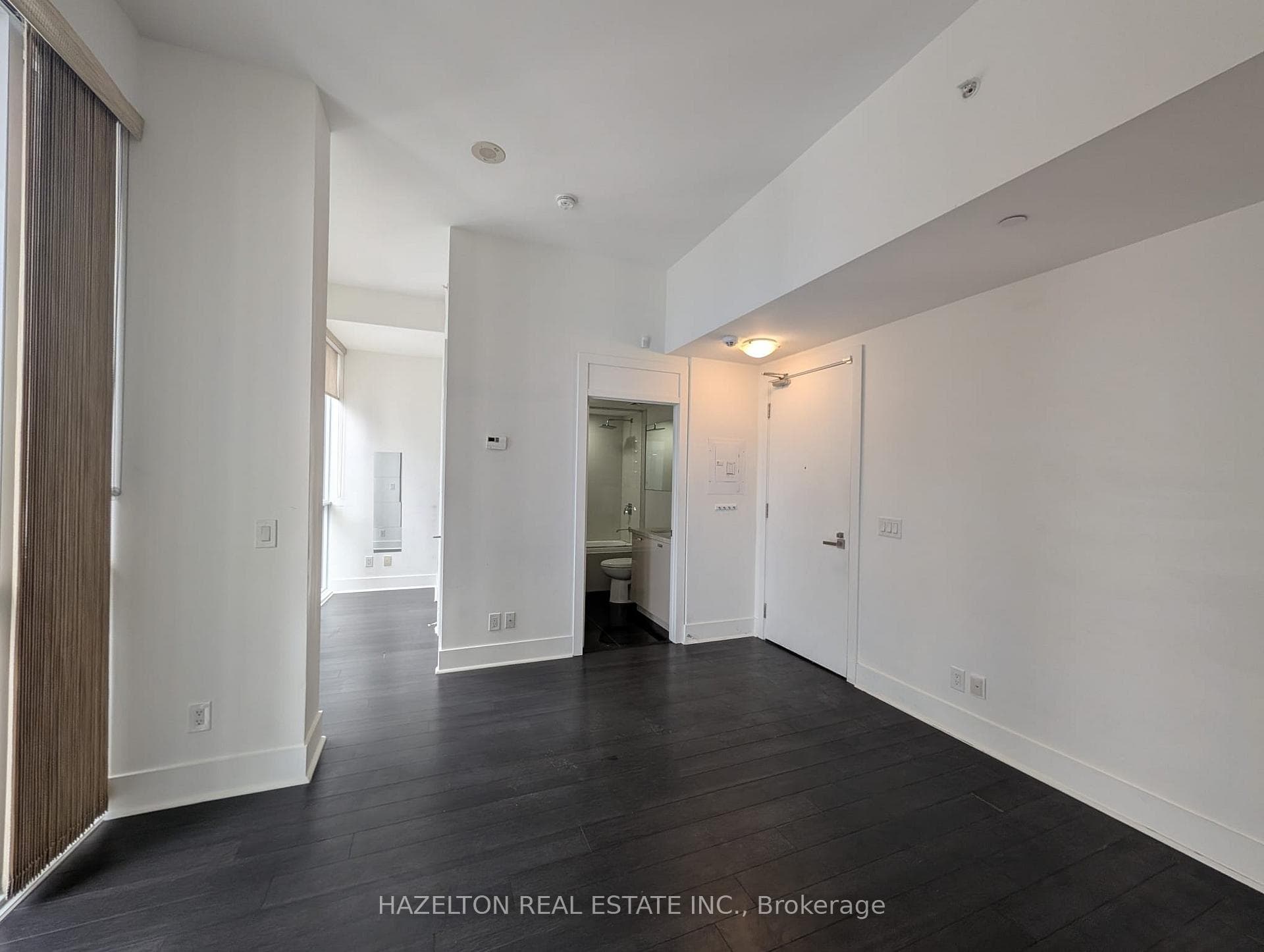 32 Davenport Road Unit 2201 photo 13