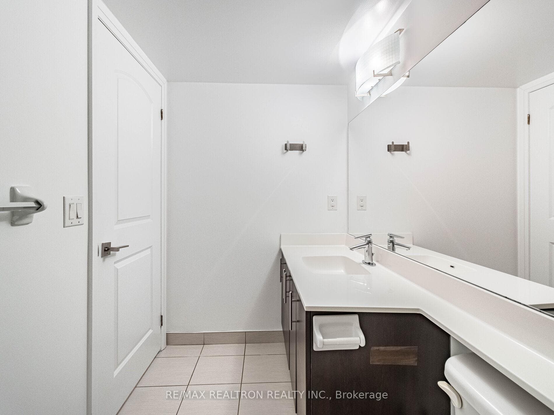 1070 Sheppard Avenue Unit 206 photo 34