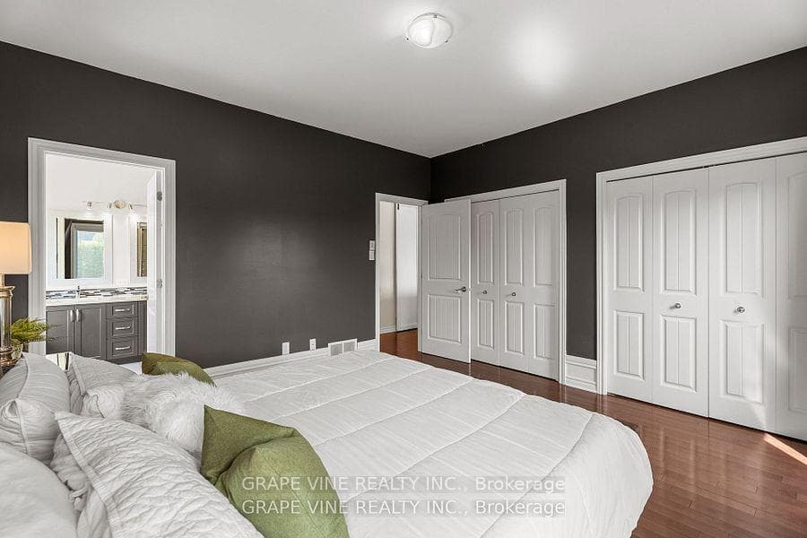 5607 Maklynne Way photo 18