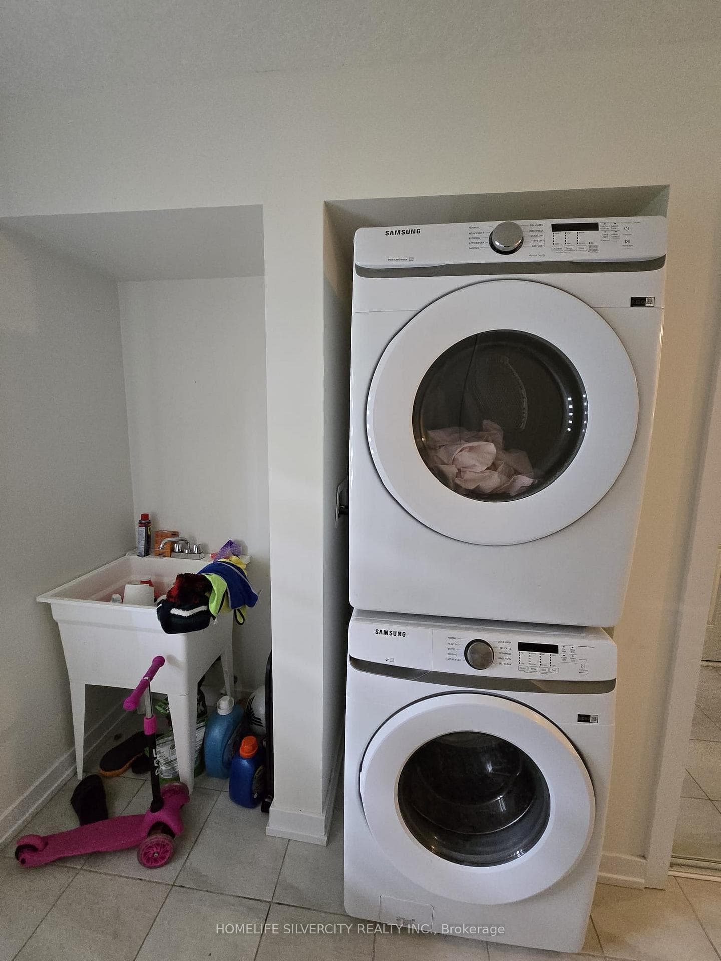 33 Baskett Street photo 14